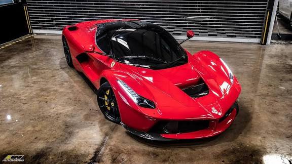 Carro vermelho Ferrari zerada!!